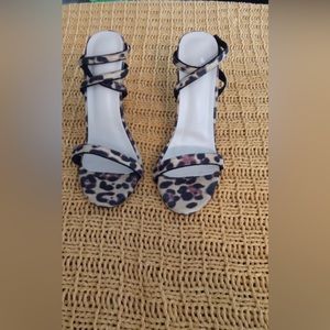 Leopard !!! lstrapped heels EUC